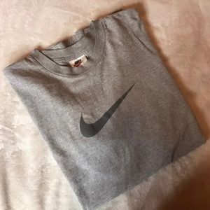 Nike tshirt